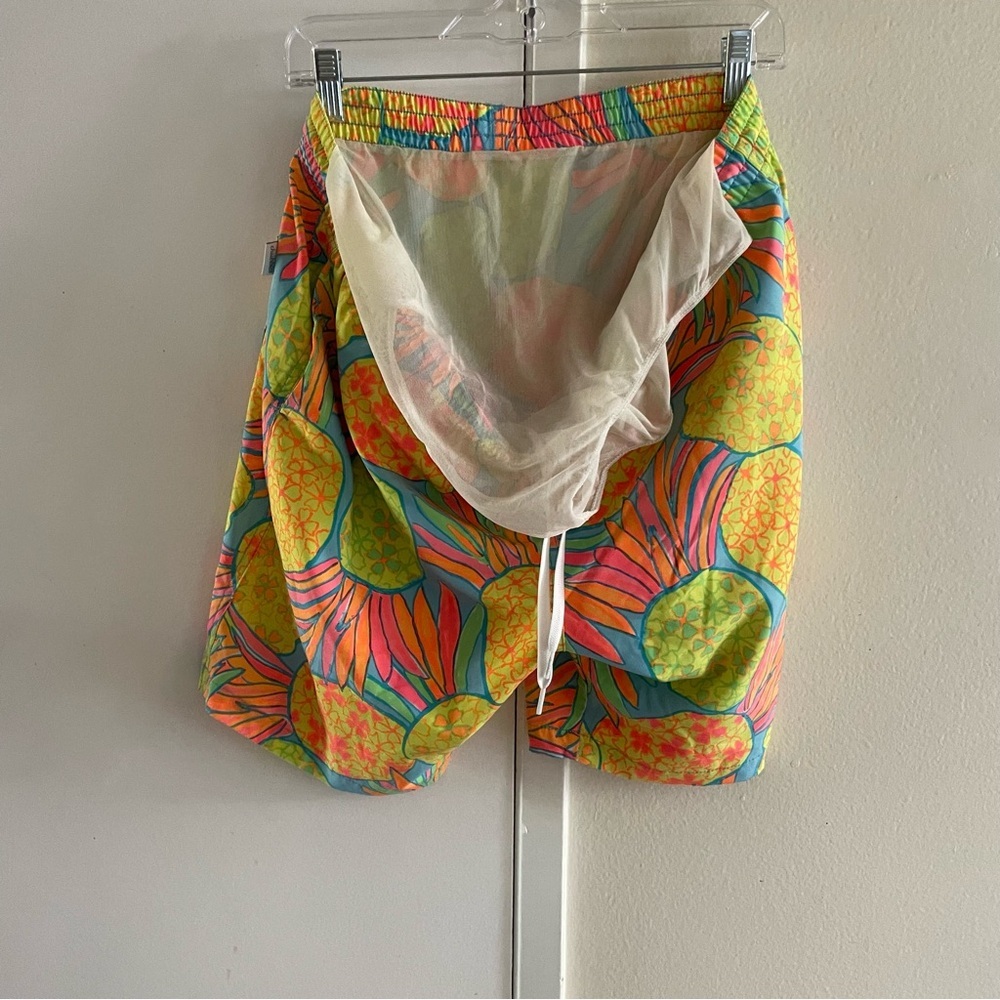 Chubbies shorts size large - Picture 3 of 7